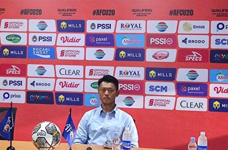 Pelatih Hong Kong U-20, Cheung Kin Fung. (www.mxkc.sbs/Arif Budi S)