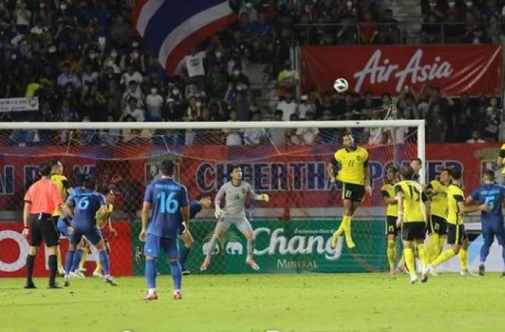 Pertandingan Thailand vs Malaysia di Kings Cup 2022. (Instagram/famalaysia)