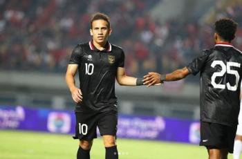 Sudah Tiba di Bali, Egy Maulana Vikri Langsung Pose Bareng 2 Bek Andalan Timnas Indonesia