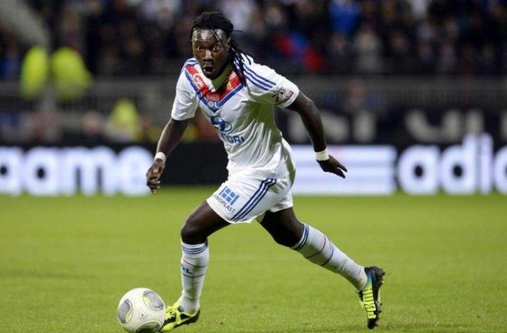 Bafetimbi Gomis saat berseragam Lyon. (Twitter)