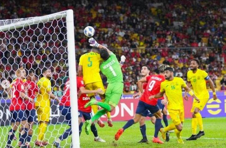 Potret aksi pemain Kuala Lumpur City FC saat kalah lawan Al-Seeb 0-3 di final Piala AFC 2022. (Instagram)