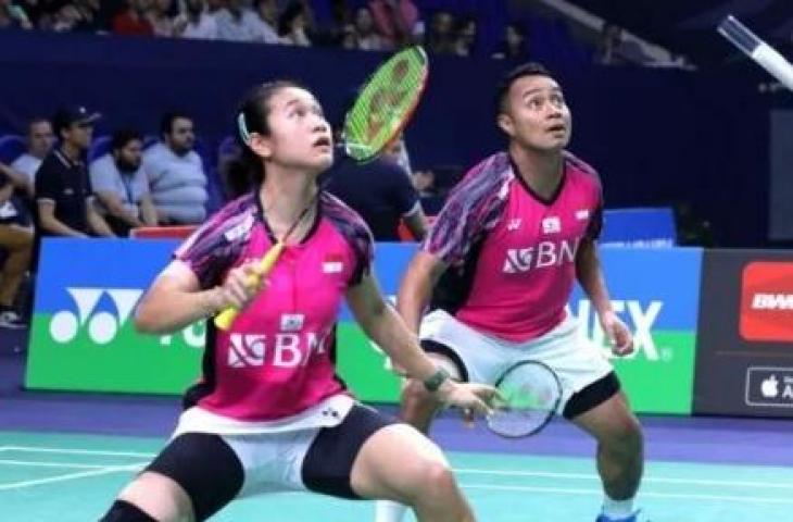 Ganda campuran Rehan Naufal Kusharjanto/Lisa Ayu Kusumawati lolos ke babak semifinal French Open 2022 dan menjadi satu-satunya wakil Indonesia yang tersisa pada turnamen kategori BWF Super 750 itu di Paris, Sabtu. (ANTARA/HO-PP PBSI)