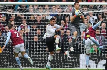 Viral Instruksi Emiliano Martinez di Balik Gol Indah Aston Villa ke Gawang Manchester United