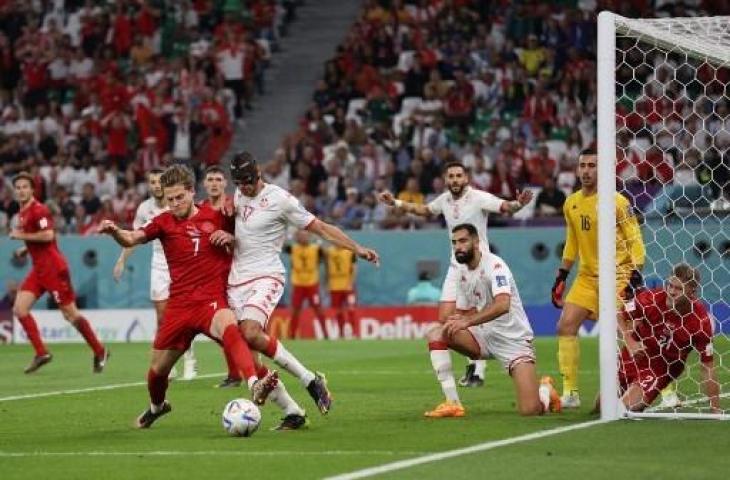 Laga Denmark vs Tunisia di Piala Dunia 2022 berakhir imbang 0-0. (AFP)