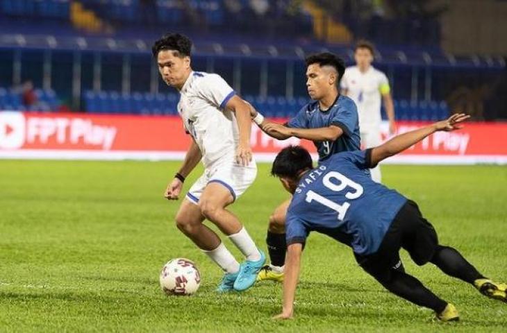 Pemain jebolan Hertha Berlin, Dennis Chung yang dipanggil ke timnas Filipina jelang Piala AFF 2022. (Instagram/dennis.chung_)