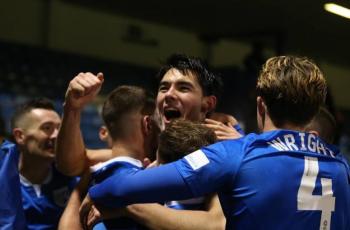 Ditinggal Elkan Baggot, Gillingham FC Cetak Kemenangan di Liga