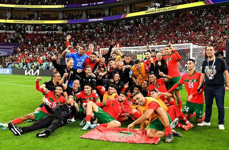 Selebrasi pemain Timnas Maroko usai lolos ke semifinal Piala Dunia 2022 usai mengalahkan Portugal. (Twitter)