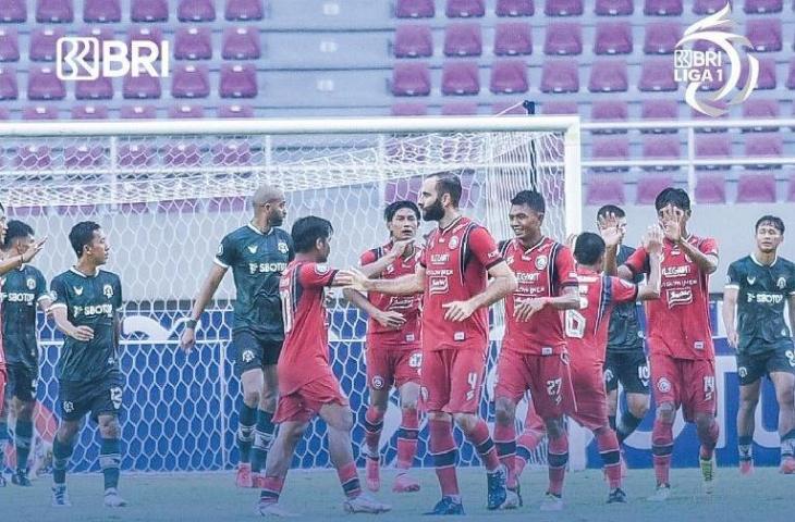 Arema FC kalahkan Persikabo 1973. (Instagram/@liga1match)