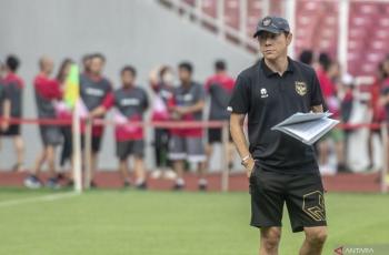 Markas Filipina Pakai Rumput Sintetis, Ini Hal Pertama yang Dilakukan Shin Tae-yong saat Timnas Indonesia Jajal Stadion