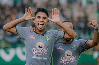 Cetak Gol Berkelas Bersama Persebaya Surabaya, Marselino Ferdinan Langsung Banjir Pujian Netizen