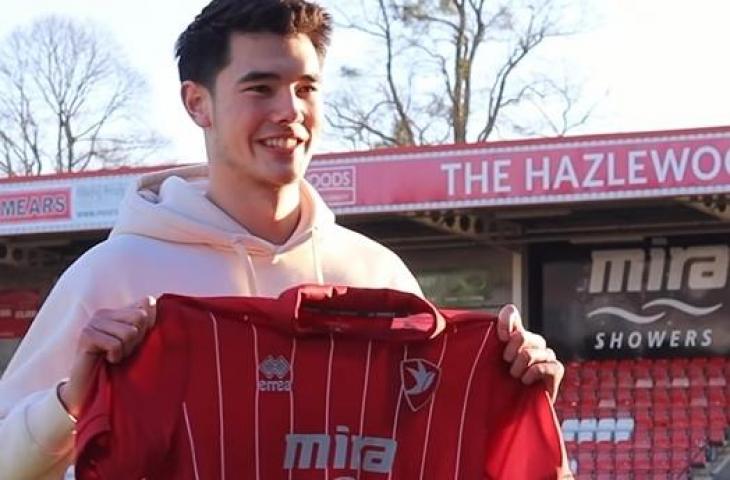 Bek Timnas Indonesia Elkan Baggott gabung Cheltenham Town FC. (Instagram/@ctfcofficial)