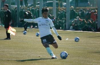 Skill Berkelas Pratama Arhan Kecoh Pemain Lawan saat Laga Uji Coba Bersama Tokyo Verdy, Ini Videonya