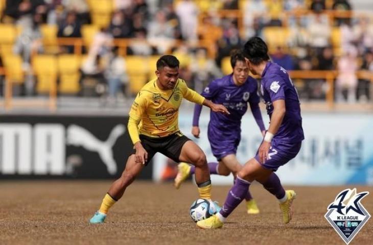 Laga debut Asnawi Mangkualam bersama Jeonnam Dragons. (Dok. K League)