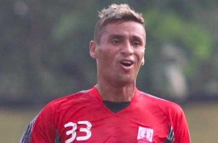 Diego Mendieta saat bermain di Persis Solo. (Twitter)