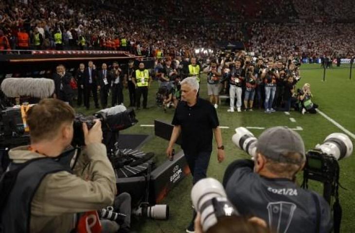 Jose Mourinho gagal bawa AS Roma juara Liga Europa setelah dikalahkan Sevilla. (AFP)