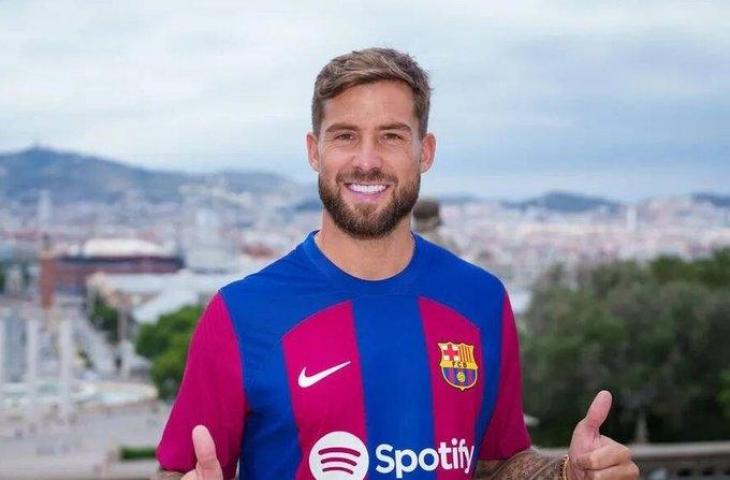 Pemain baru Barcelona, Inigo Martinez. (Twitter)