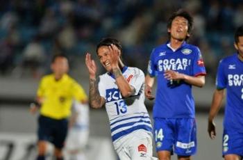 Sebelum Pratama Arhan, Irfan Bachdim Juga Pernah Jadi Korban Keganasan Pelatih Tokyo Verdy Hiroshi Jofuku