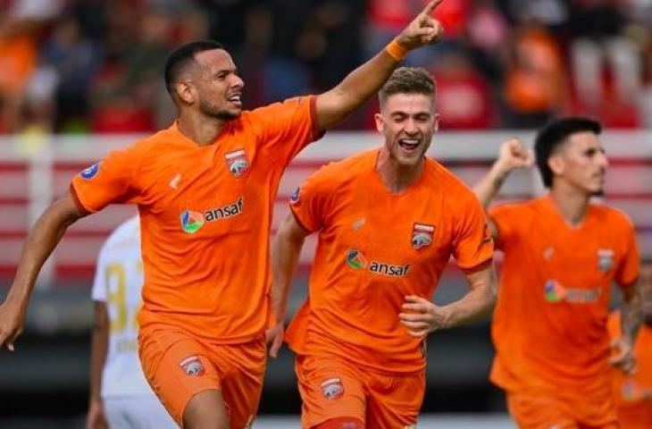 Selebrasi Leo Lelis usai cetak gol saat Borneo FC kalahkan Barito Putera 2-1. (Dok. Borneo FC)