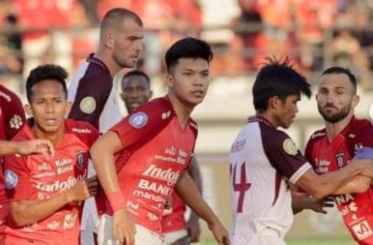 Duel Bali United vs PSM Makassar di pekan ke-8 BRI Liga 1 2023-2024. (Instagram/@baliunitedfc)