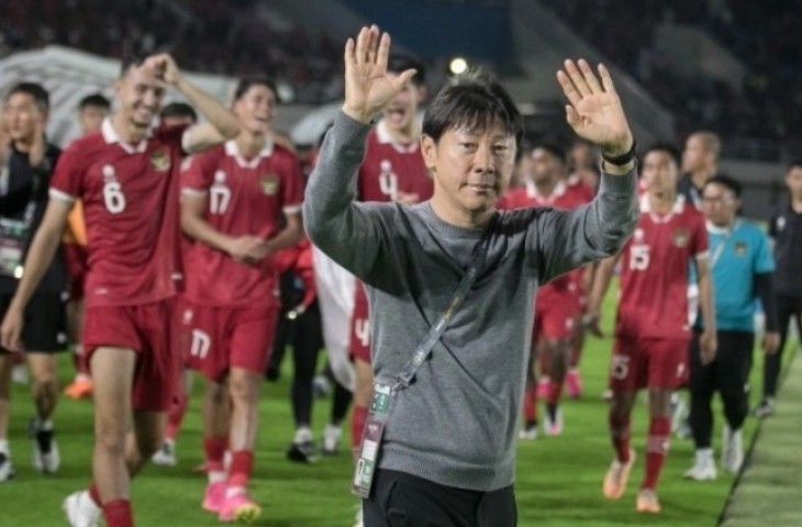 Pelatih Shin Tae-yong beserta para punggawa Timnas Indonesia. (ANTARA FOTO/Mohammad Ayudha/hp.