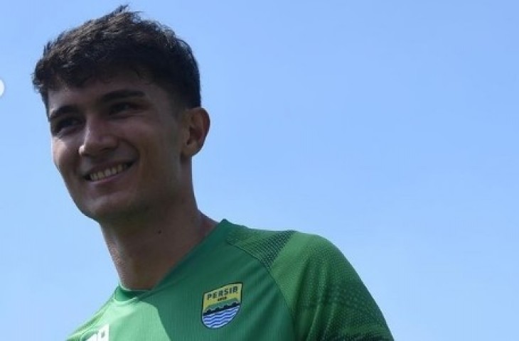 Potret Kiper Baru Persib Kevin Ray Mendoza. (MO Persib)