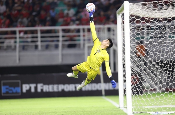 Kiper asal klub Liga 1 Borneo FC Samarinda, Nadeo Argawinata dipanggil pelatih Shin Tae-yong untuk mengisi skuad final di Piala Asia, lantaran Syahrul Trisna dilaporkan alami cedera. (PSSI).