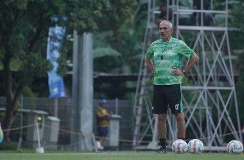 Bojan Hodak Absen, Staf Pelatih Ungkap Program Latihan Persib: Lebih Sulit dan Keras