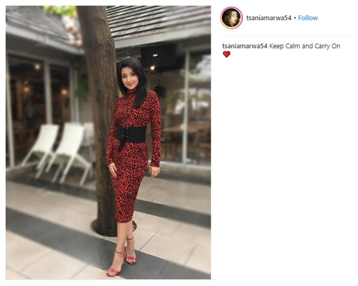 Tsania Marwa dengan bodycon dress. (Instagram/@tsaniamarwa54)