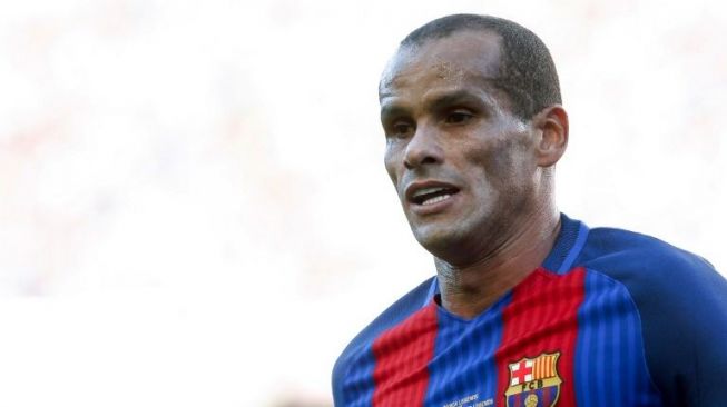 Rivaldo bermain di ajang Barcelona Legend [AFP]