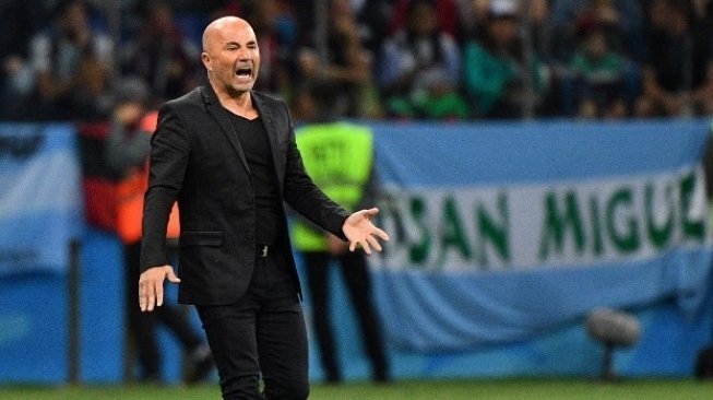 Pelatih timnas Argentina Jorge Sampaoli saat skuatnya menghadapi Kroasia. Johannes EISELE / AFP 