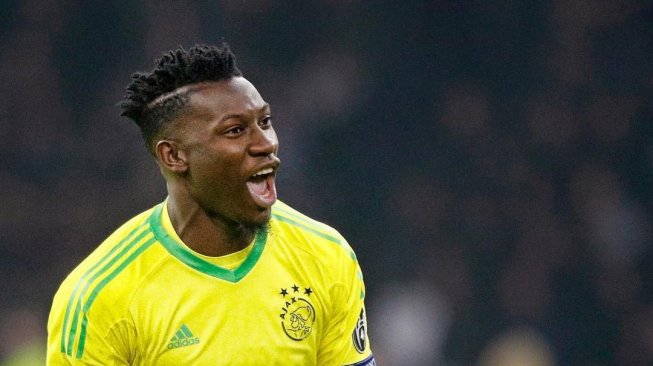 Kiper Ajax Amsterdam, Andre Onana jadi korban orang buang sampah sembarangan. [@andreonana.24 / Instagram]