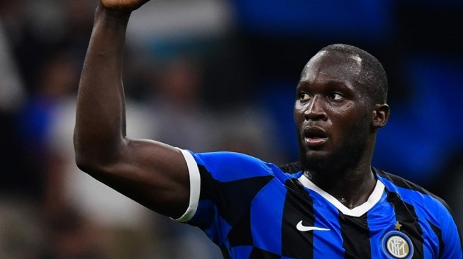 Romelu Lukaku menyumbang satu gol untuk Inter Milan dalam kemenangan 4-0 atas Lecce. [Miguel Medina/AFP]