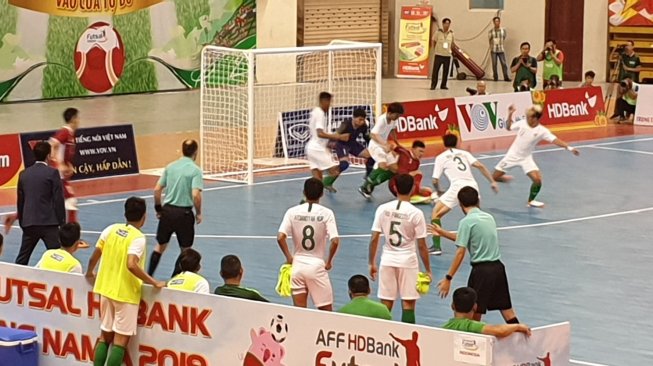 Timnas futsal Indonesia vs Vietnam di AFF Futsal 2019. [@AFFPresse / Twitter]