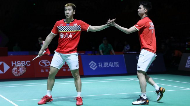 Pasangan ganda putra Indonesia, Kevin Sanjaya Sulamuljo/Marcus Fernaldi Gideon, menang atas wakil Jermann, Mark Lamsfuss/Marvin Seidel di perempat final Fuzhou China Open 2019, Jumat (8/11). [Humas PBSI]