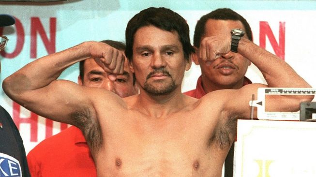 Legenda tinju dunia asal Panama, Roberto Duran. [AFP/John Gurzinski]