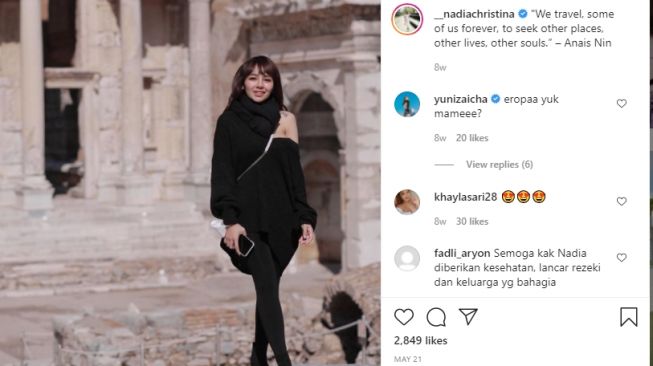 Adu Gaya Nadia Christina dan Ratu Rizky Nabila. [Instagram]