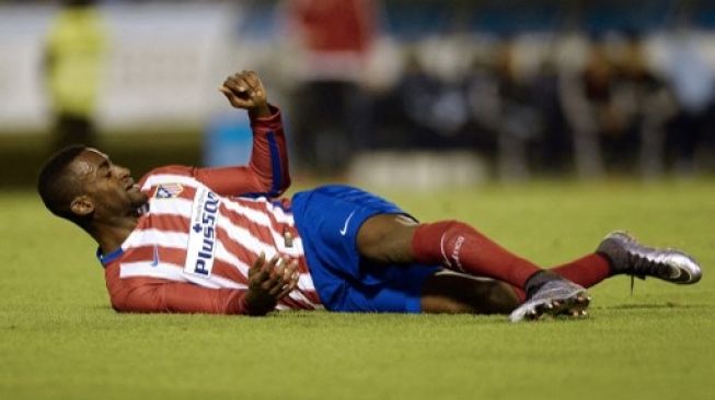 Pemain asal Kolombia Jackson Martinez saat memperkuat Atletico Madrid di musim 2015/16. [AFP]