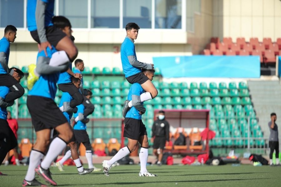 Skuad Timnas Indonesia U-23 sedang melakukan latihan unik (dok. PSSI)