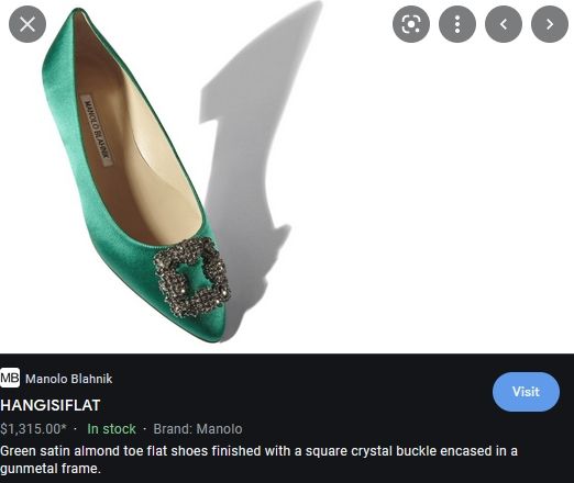 Sepatu Nagita Slavina jadi sorotan. (manoloblahnik.com)