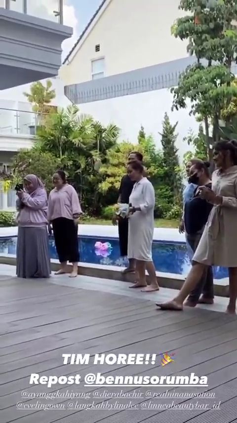 Momen Akrab Kahiyang Ayu Bareng Pacar Kaesang, Erina Gudono (instagram/@erinagudono)