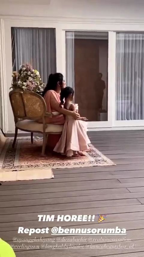 Momen Akrab Kahiyang Ayu Bareng Pacar Kaesang, Erina Gudono (instagram/@erinagudono)