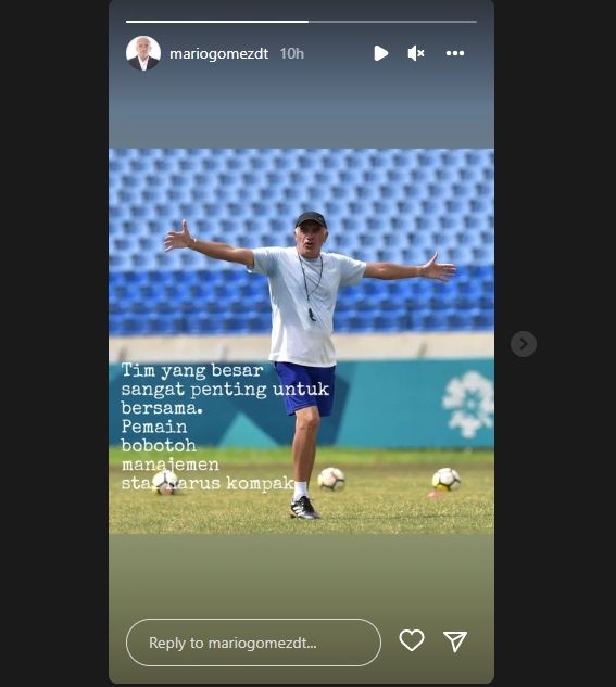 Mario Gomez tebar kode ke Persib yang baru pisah dengan Robert Rene Alberts. (Instagram/mariogomezdt)